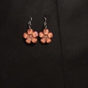 I am selling earrings today